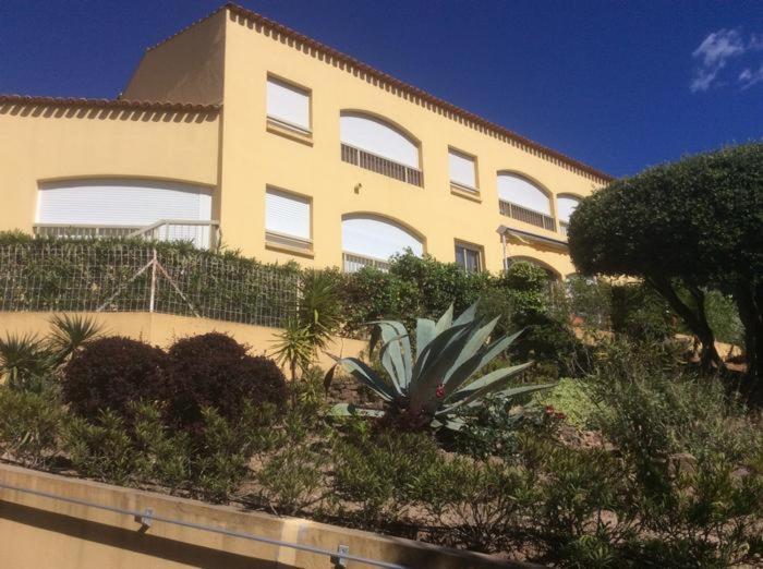 T2 Saint-Mandrier-Sur-Mer Bagian luar foto